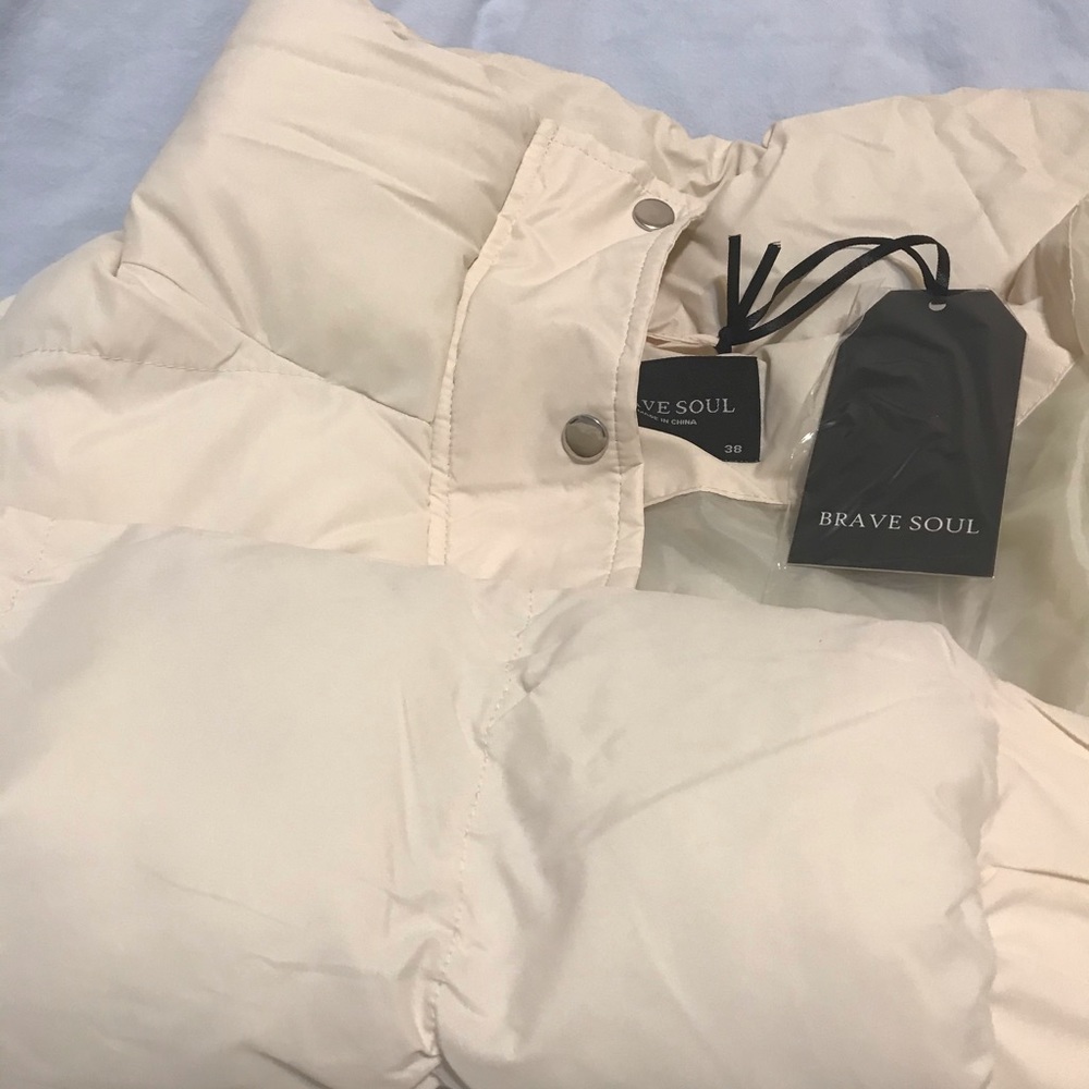 Cream Puffer Jacket - Picture 6 of 8
